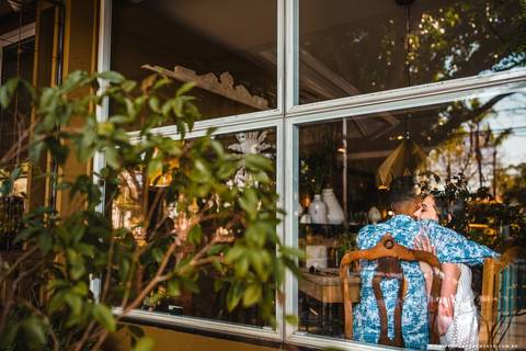 casal, reflexo, americana, cafeteria, aconchego, abraço'