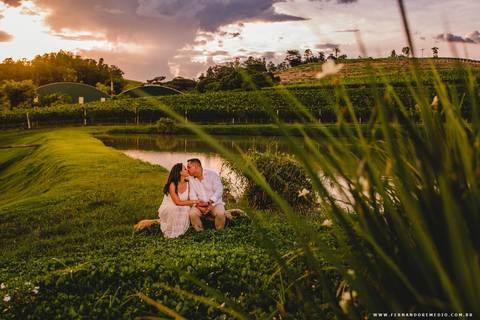amor, aconchego, beijo, vestido branco, natureza, lago '