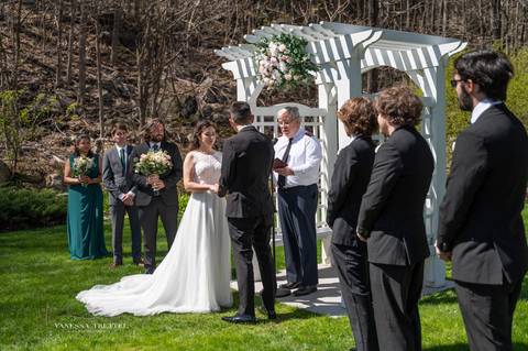 wedding photography
first look photo
best wedding photographers in CT
wedding dresses
wedding venues in CT
Vanessa Trettel Photography
Crystal Peak  Winsted CT'