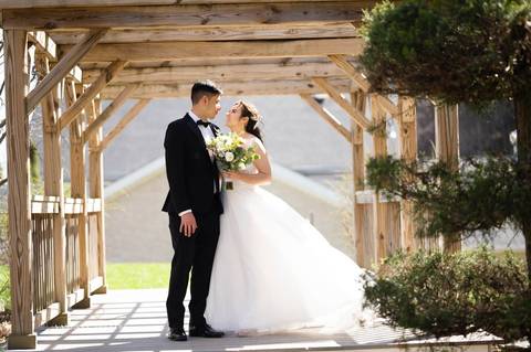 wedding photography
first look photo
best wedding photographers in CT
wedding dresses
wedding venues in CT
Vanessa Trettel Photography
Crystal Peak  Winsted CT'