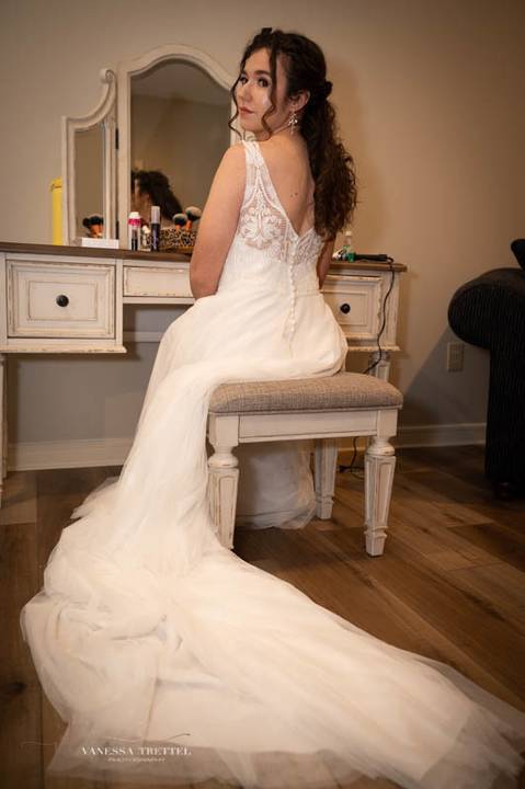 wedding photography
first look photo
best wedding photographers in CT
wedding dresses
wedding venues in CT
Vanessa Trettel Photography
Crystal Peak  Winsted CT'