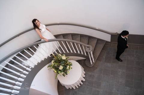 wedding photography
first look photo
best wedding photographers in CT
wedding dresses
wedding venues in CT
Vanessa Trettel Photography
Crystal Peak  Winsted CT'