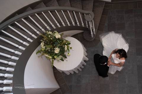 wedding photography
first look photo
best wedding photographers in CT
wedding dresses
wedding venues in CT
Vanessa Trettel Photography
Crystal Peak  Winsted CT'