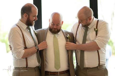 wedding photo
best wedding photographer 
wedding The Hops Company, Derby CT
wedding New Canaan CT
first look photography
best wedding photographers in CT
wedding dresses
wedding venues in CT
Vanessa Trettel Photography'