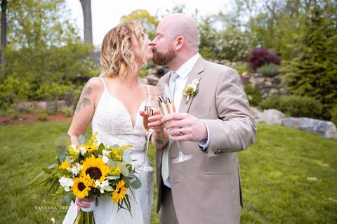 wedding photo
best wedding photographer 
wedding The Hops Company, Derby CT
wedding New Canaan CT
first look photography
best wedding photographers in CT
wedding dresses
wedding venues in CT
Vanessa Trettel Photography'