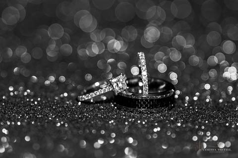 Best Wedding photographer
plus size wedding couple
Antony's Ocean View - CT
beach wedding photos
beach wedding venues in CT
water venues in CT
wedding ring picture
Vanessa Trettel Photography'