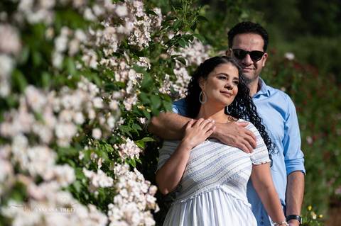Elizabeth Park, Hartford CT
Engagement photo shoot ideas
Wedding photographer in CT
Engagement photographer in CT
Best Photographer in CT
Wedding in Elizabeth Park CT'