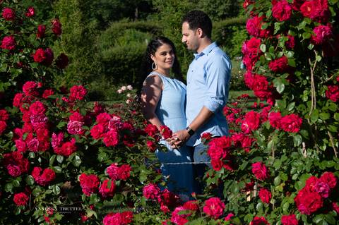 Elizabeth Park, Hartford CT
Engagement photo shoot ideas
Wedding photographer in CT
Engagement photographer in CT
Best Photographer in CT
Wedding in Elizabeth Park CT'