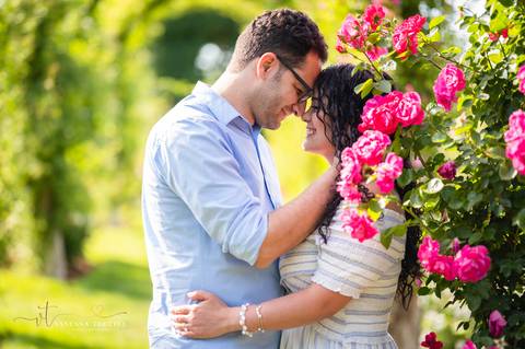 Elizabeth Park, Hartford CT
Engagement photo shoot ideas
Wedding photographer in CT
Engagement photographer in CT
Best Photographer in CT
Wedding in Elizabeth Park CT'