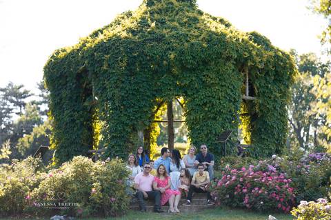 Elizabeth Park, Hartford CT
Engagement photo shoot ideas
Wedding photographer in CT
Engagement photographer in CT
Best Photographer in CT
Wedding in Elizabeth Park CT'