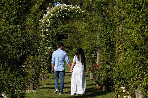 Elizabeth Park, Hartford CT
Engagement photo shoot ideas
Wedding photographer in CT
Engagement photographer in CT
Best Photographer in CT
Wedding in Elizabeth Park CT'