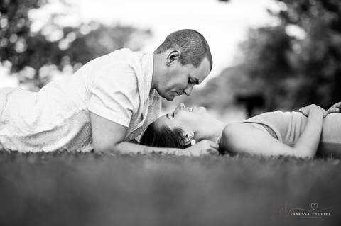 Engagement photos in lighthouse 
Engagement photos in beach
engagement photographer in CT
engagement session Lighthouse Park New Haven CT
Vanessa Trettel Photography'