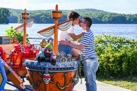 Engagement photos amusement park
Carnival Engagement photos
engagement photographer in CT
engagement session in Quassy Amusement & Waterpark
engagement session in Disney
engagement session in Lake Compounce Theme Park CT
engagement session in Six Flag'