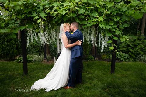 wedding photo
wedding wire
the knot
Sunflowers bouquet 
wedding backyard decorations
wedding golf club CT
wedding New Canaan CT
wedding in the Backyard
best wedding photographers in CT
wedding dresses
wedding venues in CT
Vanessa Trettel Photography'
