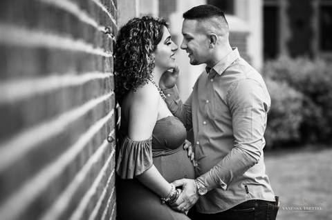 Eolia Mansion at Harkness State Park
Maternity pictures at Waveny Park - CT
Maternity Photographer in New Canaan - CT
Maternity outfit for photography
Family photographer in CT
Red dress
maternity photographer in NYC
Vanessa Trettel Photography'