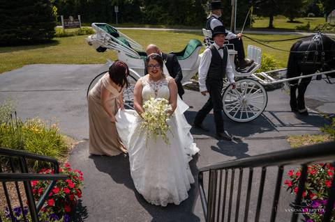 
carriage at the wedding
Best wedding photographer
wedding photo
wedding at La Bella Vista
wedding at the church
wedding Hartford CT
first look photo
best wedding photographers in CT
wedding dresses
wedding venues in CT
Vanessa Trettel Photography
'