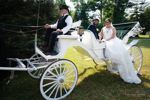 
carriage at the wedding
Best wedding photographer
wedding photo
wedding at La Bella Vista
wedding at the church
wedding Hartford CT
first look photo
best wedding photographers in CT
wedding dresses
wedding venues in CT
Vanessa Trettel Photography
'