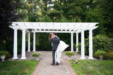 wedding photography
best wedding photographers
Wedding photo in the church
Church wedding
wedding Hartford CT
first look photography
price wedding photographers in CT
wedding dresses
wedding venues in CT
Vanessa Trettel Photography'