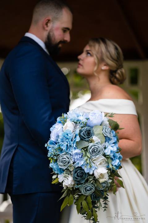 wedding photography
best wedding photographer
wedding Merlot on the Water • Broad Brook • CT
wedding New Canaan CT
first look photography
best wedding photographers in CT
wedding dresses
wedding venues in CT
Vanessa Trettel
engagement photographer'