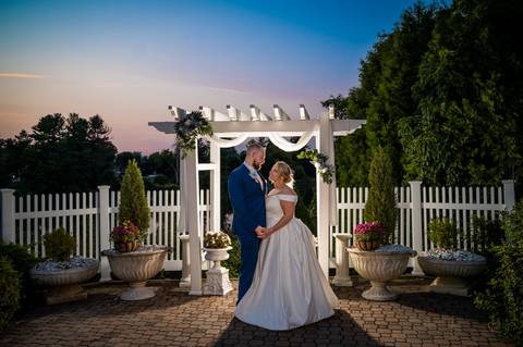 wedding photography
best wedding photographer
wedding Merlot on the Water • Broad Brook • CT
wedding New Canaan CT
first look photography
best wedding photographers in CT
wedding dresses
wedding venues in CT
Vanessa Trettel
engagement photographer'