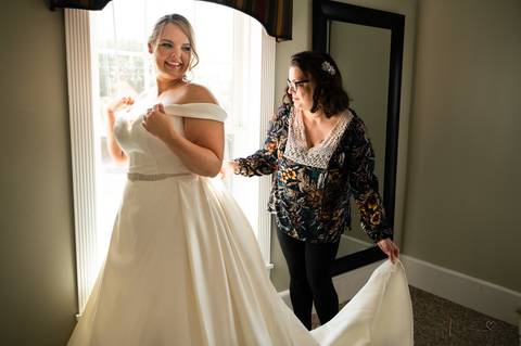 wedding photography
best wedding photographer
wedding Merlot on the Water • Broad Brook • CT
wedding New Canaan CT
first look photography
best wedding photographers in CT
wedding dresses
wedding venues in CT
Vanessa Trettel
engagement photographer'