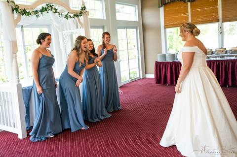 wedding photography
best wedding photographer
wedding Merlot on the Water • Broad Brook • CT
wedding New Canaan CT
first look photography
best wedding photographers in CT
wedding dresses
wedding venues in CT
Vanessa Trettel
engagement photographer'