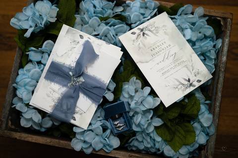 wedding photography
best wedding photographer
wedding Merlot on the Water • Broad Brook • CT
wedding New Canaan CT
first look photography
best wedding photographers in CT
wedding dresses
wedding venues in CT
Vanessa Trettel Photography
'