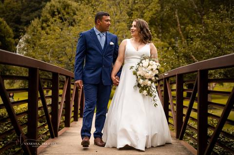 New Canaan photographer
Waveny Park
Stanford wedding photo
Wesport wedding venue'