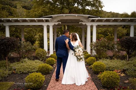 New Canaan photographer
Waveny Park
Stanford wedding photo
Wesport wedding venue'