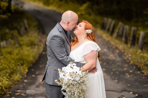 wedding photo
best wedding photographer
Backyard wedding
wedding New Canaan CT
first look photography
best wedding photographers in CT
wedding dresses
wedding venues in CT
Vanessa Trettel Photography
plus size wedding couple
wedding photo with dog'