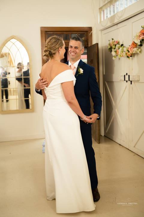 Wedding in CT, Heavitree Bed and Breakfast, Caroline and Matthew, wedding photographer, rainy day, First Look, indoor ceremony, love and happiness, emotional moments, wedding photos. 
Vanessa Trettel Photography'