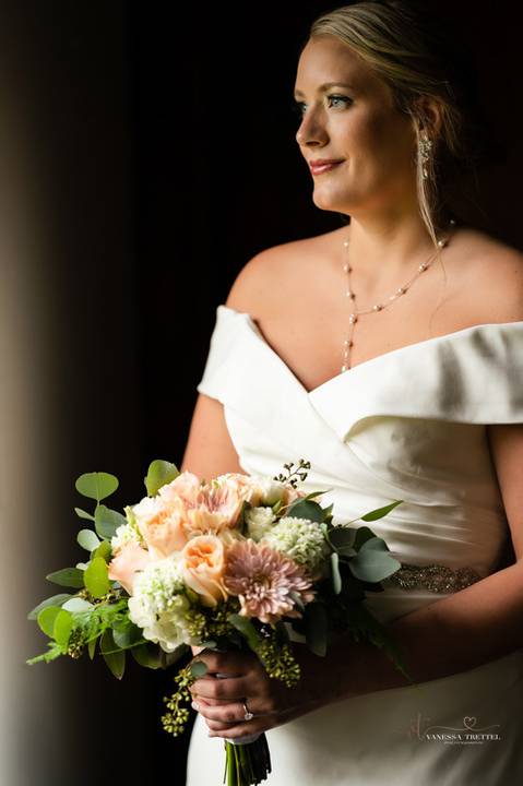 Wedding in CT, Heavitree Bed and Breakfast, Caroline and Matthew, wedding photographer, rainy day, First Look, indoor ceremony, love and happiness, emotional moments, wedding photos. 
Vanessa Trettel Photography'