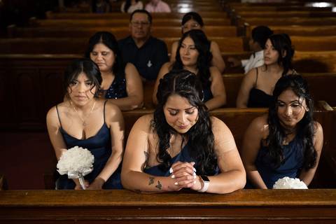 Church wedding pictures
Hartford wedding photographer
Georgia's Wedding Venue in Bolton, CT
Catholic wedding photos
Vanessa Trettel Photography
CT wedding venues
Wedding dress
best wedding photographers'