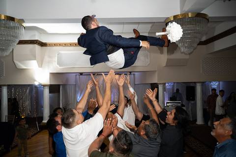 Church wedding pictures
Hartford wedding photographer
Georgia's Wedding Venue in Bolton, CT
Catholic wedding photos
Vanessa Trettel Photography
CT wedding venues
Wedding dress
best wedding photographers'