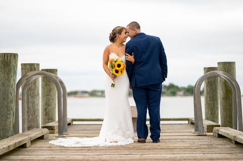 The Woodwinds venue
Wedding photographer
Bridesmaids pictures
bride getting ready 
best wedding photographer in CT
Vanessa Trettel photography
beach wedding pictures '