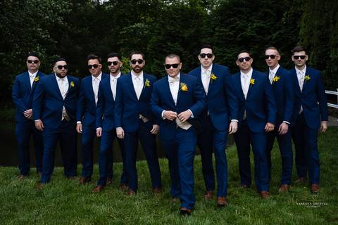 The Woodwinds venue
Wedding photographer
Bridesmaids pictures
bride getting ready 
best wedding photographer in CT
Vanessa Trettel photography
beach wedding pictures '