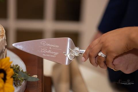 The Woodwinds wedding  venue Branford CT
Wedding photographer
Bridesmaids pictures
bride getting ready 
best wedding photographer in CT
Vanessa Trettel photography
beach wedding pictures '