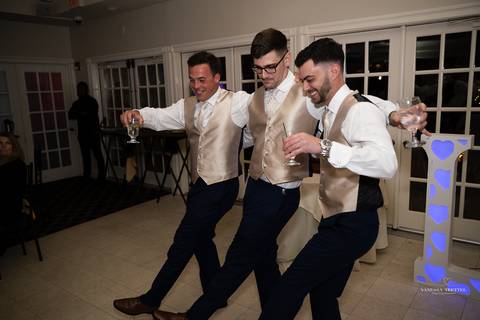 The Woodwinds wedding  venue Branford CT
Wedding photographer
Bridesmaids pictures
bride getting ready 
best wedding photographer in CT
Vanessa Trettel photography
beach wedding pictures '