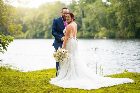 wedding photo
backyard wedding
wedding dress
wedding New Canaan CT
first look photo in a golf club
best wedding photographers in CT
wedding dresses
wedding venues in CT
Vanessa Trettel Photography'