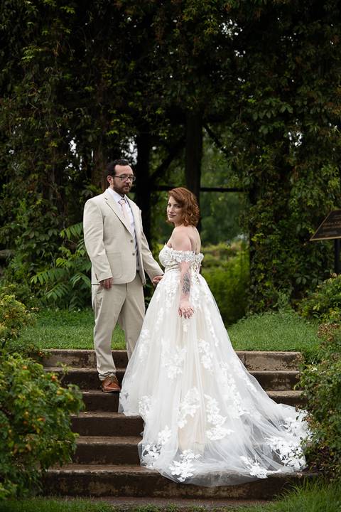 wedding photography
Pond House Cafe Wedding Venue
wedding photographer
Elizabeth Park rose garden
wedding dress
Wedding photographer in Hartford CT
Photographer in CT
Best wedding photographer
Vanessa Trettel Photography
Pond House Cafe, West Hartford, CT'