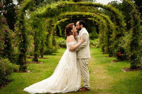 wedding photography
Pond House Cafe Wedding Venue
wedding photographer
Elizabeth Park rose garden
wedding dress
Wedding photographer in Hartford CT
Photographer in CT
Best wedding photographer
Vanessa Trettel Photography
Pond House Cafe, West Hartford, CT'