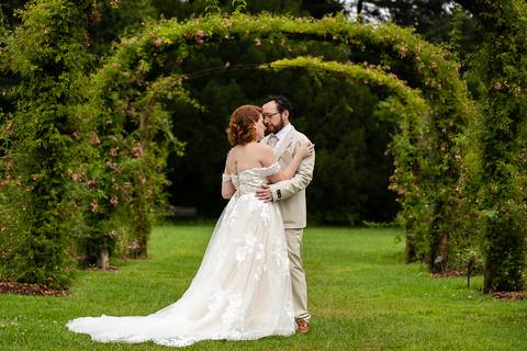 wedding photography
Pond House Cafe Wedding Venue
wedding photographer
Elizabeth Park rose garden
wedding dress
Wedding photographer in Hartford CT
Photographer in CT
Best wedding photographer
Vanessa Trettel Photography
Pond House Cafe, West Hartford, CT'