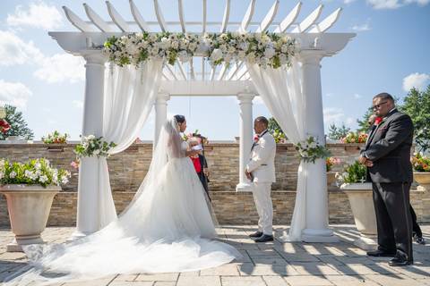 wedding day photo
Bride
Jamaica wedding
bride getting wedding
La Bella Vista Waterbury CT
Connecticut wedding Venue
Wedding photographer 
Vanessa Trettel Photography
bride-maids pictures
CT wedding photographer
wedding dress'