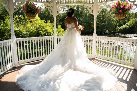 wedding day photo
Bride
Jamaica wedding
bride getting wedding
La Bella Vista Waterbury CT
Connecticut wedding Venue
Wedding photographer 
Vanessa Trettel Photography
bride-maids pictures
CT wedding photographer
wedding dress'