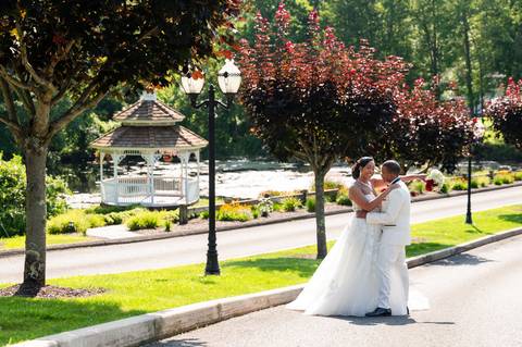 wedding day photo
Bride
Jamaica wedding
bride getting wedding
La Bella Vista Waterbury CT
Connecticut wedding Venue
Wedding photographer 
Vanessa Trettel Photography
bride-maids pictures
CT wedding photographer
wedding dress'