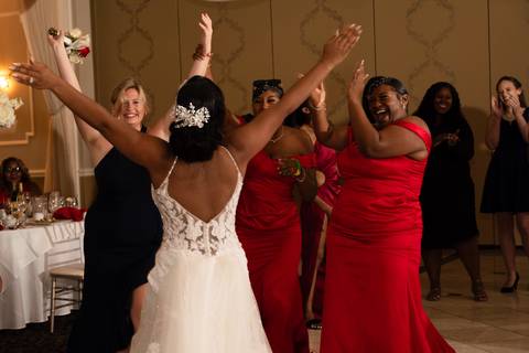 wedding day photo
Bride
Jamaica wedding
bride getting wedding
La Bella Vista Waterbury CT
Connecticut wedding Venue
Wedding photographer 
Vanessa Trettel Photography
bride-maids pictures
CT wedding photographer
wedding dress'