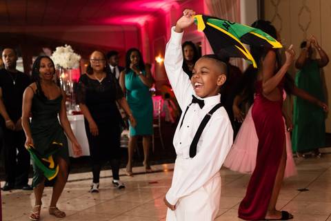 wedding day photo
Bride
Jamaica wedding
bride getting wedding
La Bella Vista Waterbury CT
Connecticut wedding Venue
Wedding photographer 
Vanessa Trettel Photography
bride-maids pictures
CT wedding photographer
wedding dress'