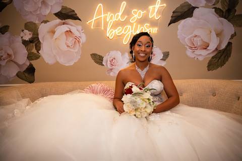 wedding day photo
Bride
Jamaica wedding
bride getting wedding
La Bella Vista Waterbury CT
Connecticut wedding Venue
Wedding photographer 
Vanessa Trettel Photography
bride-maids pictures
CT wedding photographer
wedding dress'