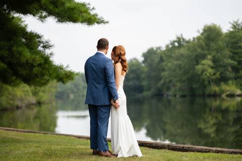 The Pavilion on Crystal Lake wedding
Middletown, CT wedding
Wedding photographer
Jewish traditions wedding
Chuppah ceremony
Horah dance
Capturing emotions
wedding photographer near me
Vanessa Trettel
jewish wedding
horah dance
chuppah ceremony '