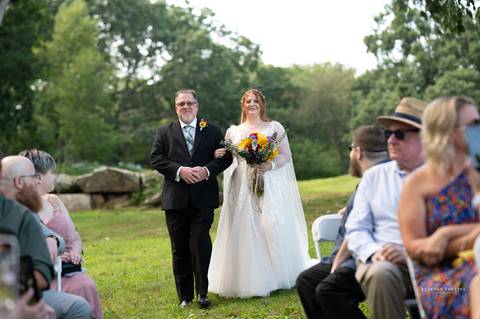 Pavilion at Rocky Neck State Park • Niantic • CT
wedding pictures at Pavilion at Rocky Neck
Beach wedding venue in CT
beach wedding pictures
wedding photographer
best wedding photographer in CT
Vanessa Trettel Photography
wedding dress
CT wedding photo'